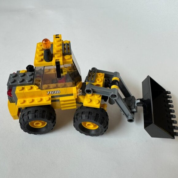 Lego City 7630 7631 Front End Loader Dump Truck Complete Construction Manual Set - Picture 12 of 12